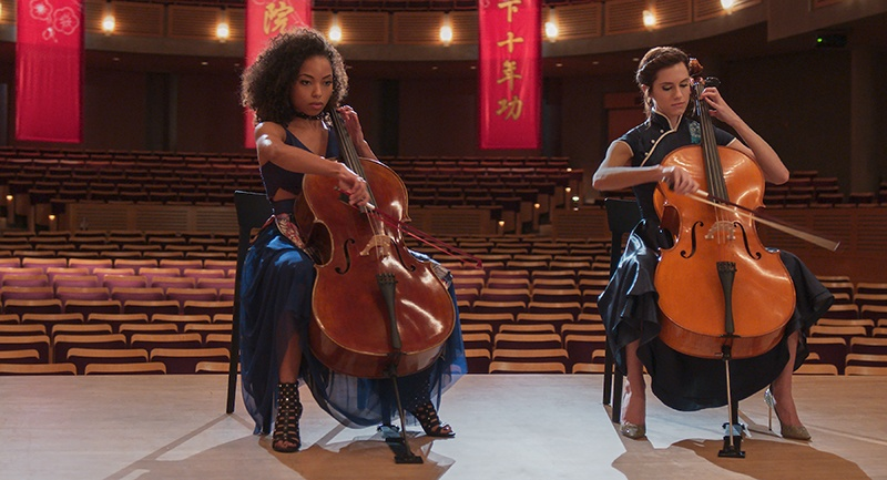 Logan Browning and Allison Williams in The Perfection.
